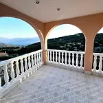 Filothei Mountain & Sea فيلة Goumaioi