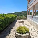 فيلة Filothei Mountain & Sea