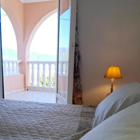 Filothei Mountain & Sea Villa Goumaioi